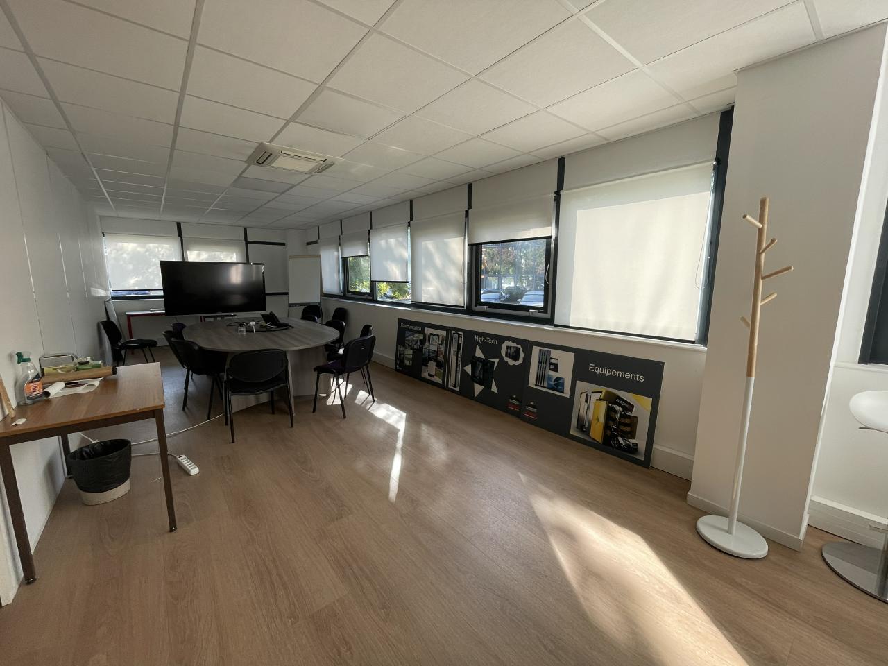 Bureau Nantes 395m² Location bureau Nantes Loire-Atlantique OLBUR2312395 1